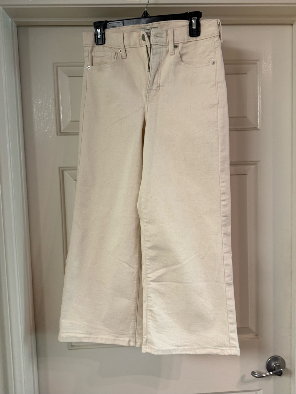 Banana Republic Wide-Leg High Rise Jeans in Cream